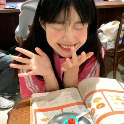 阿鹦爱说笑